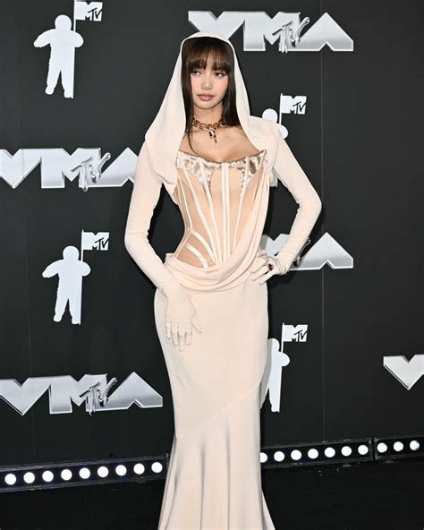 lisa black pink nude|Blackpinks Lisa Debuts Most Risqué Look Yet at 2024 VMAs